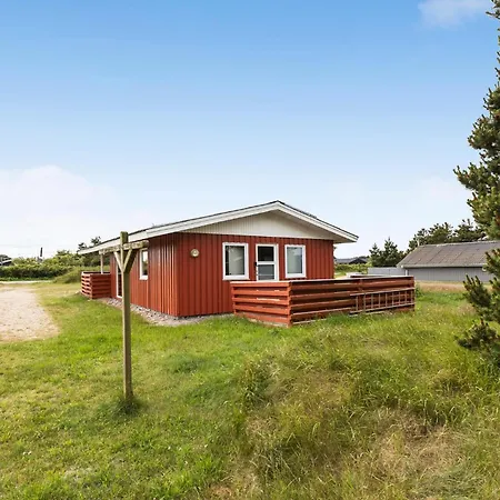 3 Bedroom Gorgeous In Hvide Sande Nyaraló Bjerregård