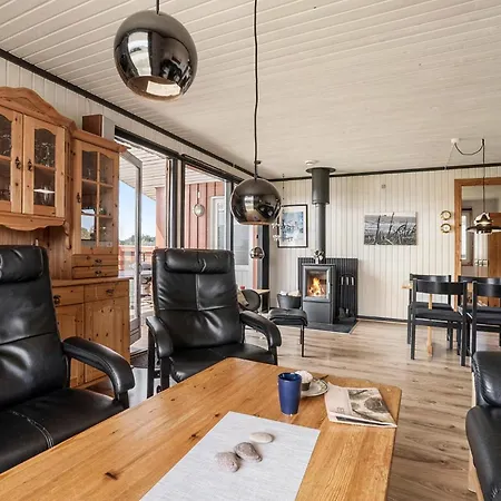 3 Bedroom Gorgeous In Hvide Sande Hébergement de vacances *